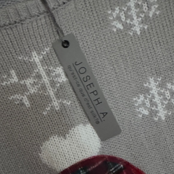 Joseph A Gray Snowman Sweater - Picture 2 of 7